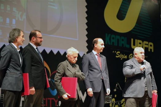 Sedat Atilla'ya yılın başarılı gazetecisi ödülü