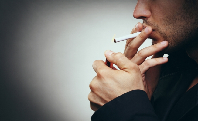 Sigara Kovid-19'a yakalanma riskini artırıyor