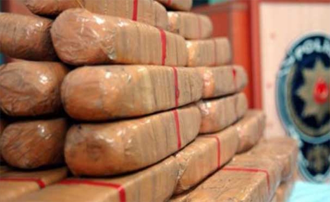 Şanlıurfa'da 7.6 Kilo Uyuşturucu Ele Geçirildi