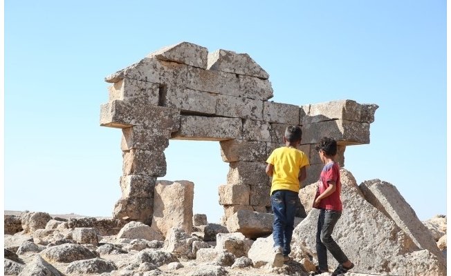 Şuayb Antik Kenti, surları ve dehlizleriyle ilgi çekiyor