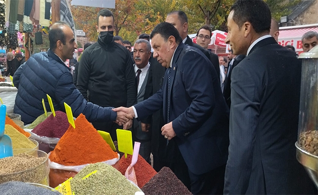 MHP'li Vekiller Şanlıurfa'da vatandaşlarla buluştu