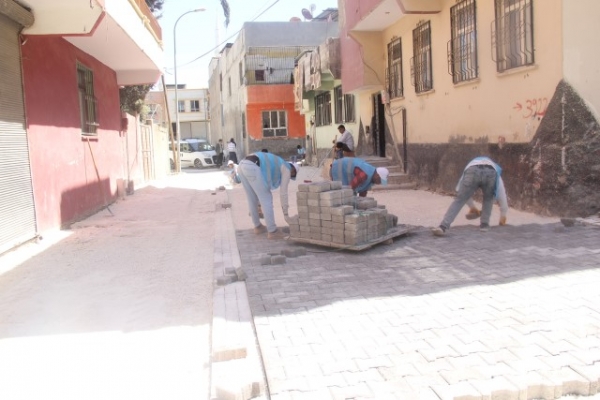 Eyyübiye Belediyesi, Yol Yapımına Aralıksız Devam Ediyor