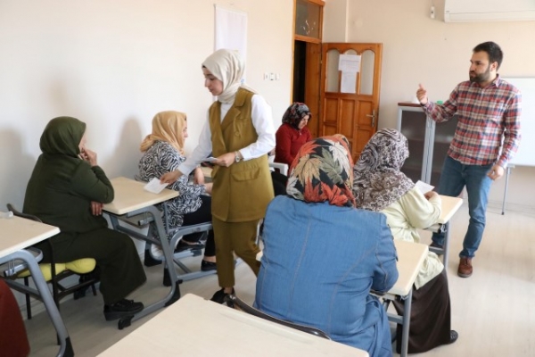 Haliliye'de Kadınlara Sağlıklı Beslenme Semineri