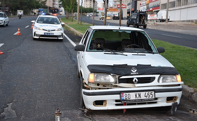 Şanlıurfa'da otomobilin yayaya çarptığı kazada 3 kişi yaralandı