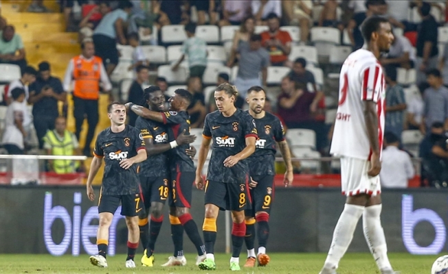 Galatasaray, Antalyaspor'u 1-0 yendi