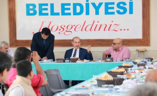 Başkan Yalçınkaya’dan engelli vatandaşlarla toplantı
