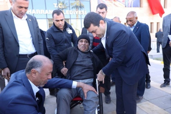 Başkan Özyavuz, Engelli Vatandaşların Yanında Olmaya Devam Ediyor
