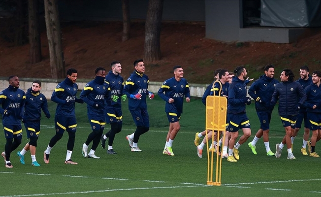 Fenerbahçe 4 ay sonra Avrupa'da Sevilla karşısına çıkıyor