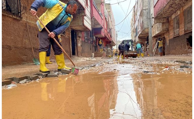 Şanlıurfa'da sel sonrası temizlik çalışmaları devam ediyor