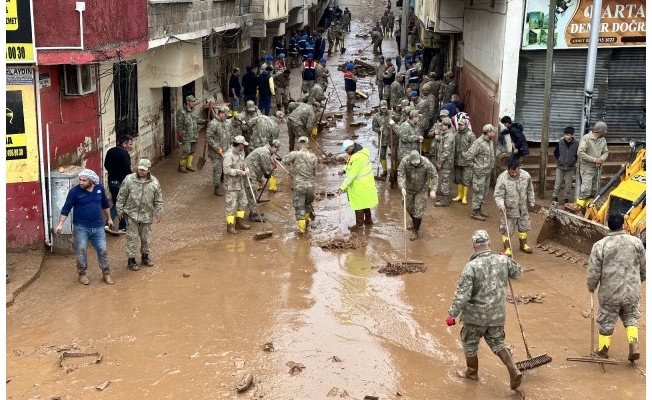 Şanlıurfa’da Sel Felaketinin Yaraları Sarılıyor