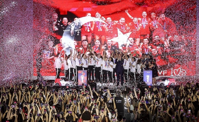 Avrupa şampiyonluğunu vatandaşlarla birlikte kutladılar