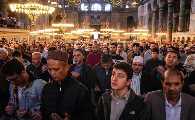 Türkiye genelinde Filistin için gıyabi cenaze namazı kılındı