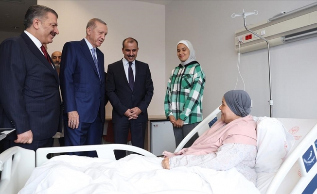 Erdoğan, Gazze'den getirilen hastaları ziyaret etti